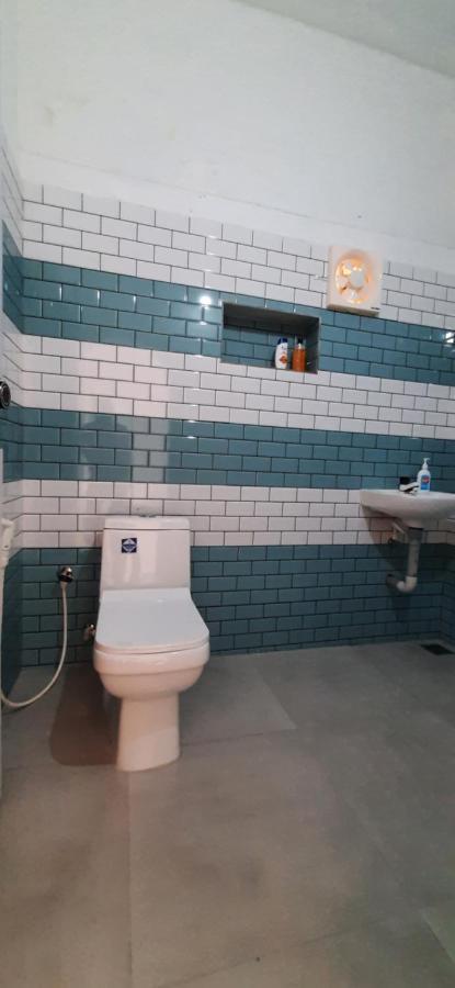 Хостел A Loft Alappuzha Экстерьер фото