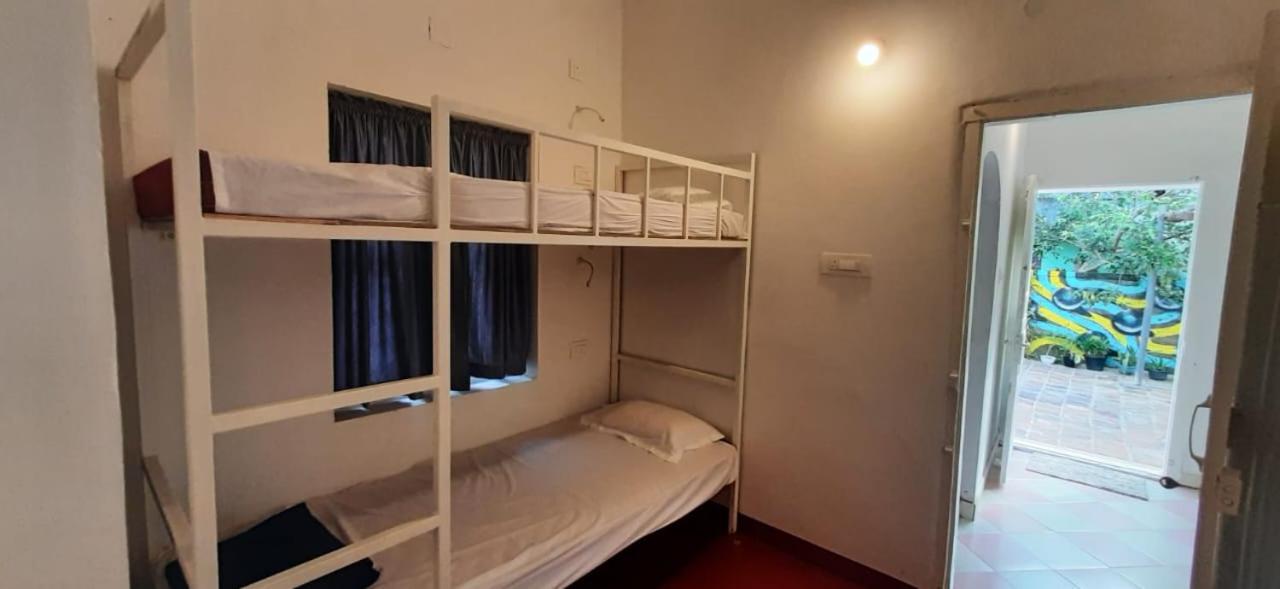 Хостел A Loft Alappuzha Экстерьер фото